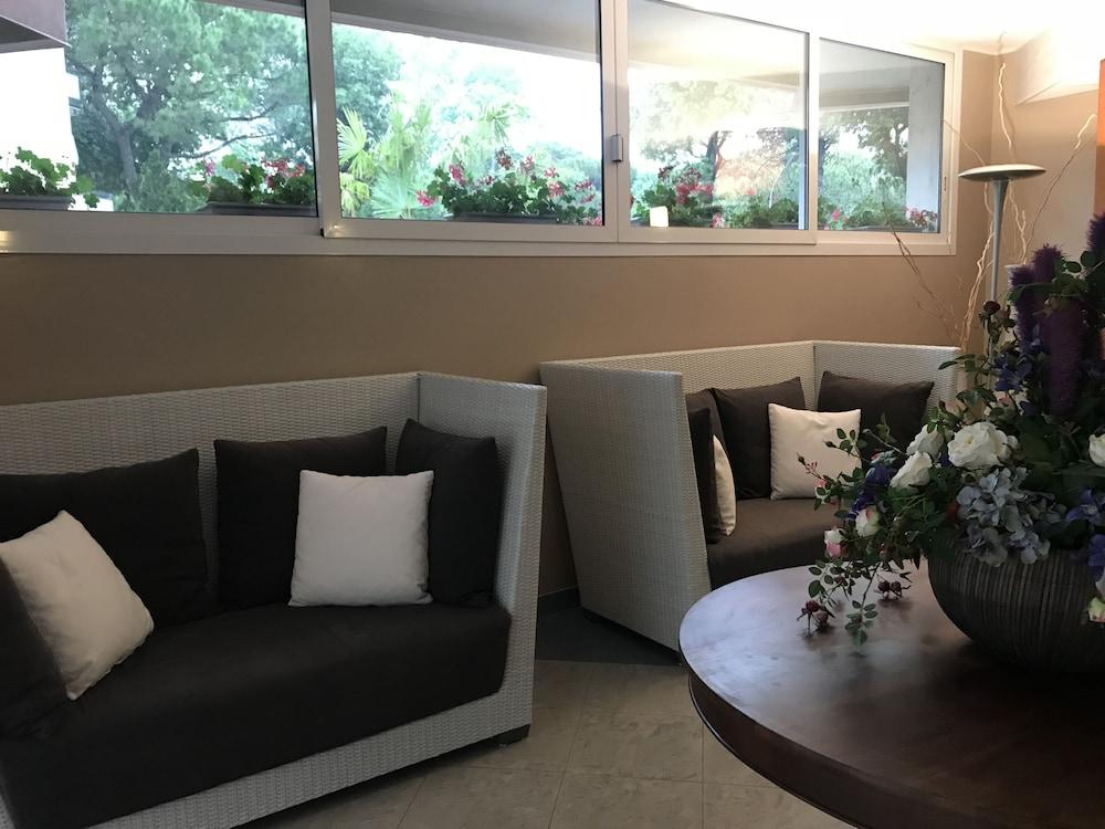 לידו די ג'סולו Park Hotel Ermitage Resort & Spa מראה חיצוני תמונה
