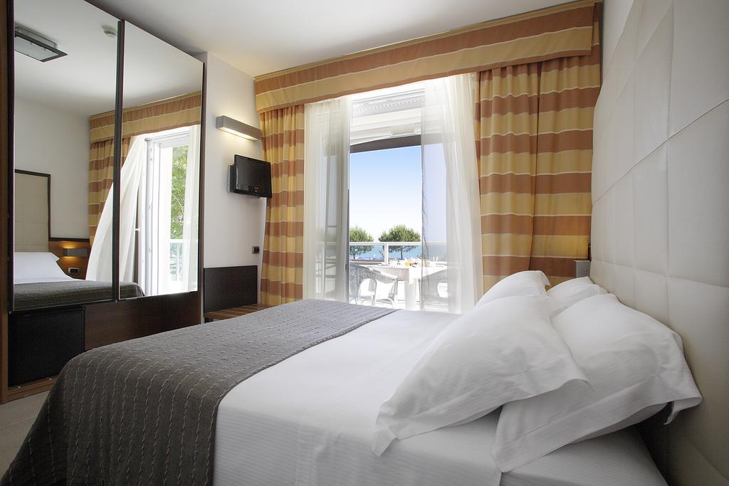 לידו די ג'סולו Park Hotel Ermitage Resort & Spa מראה חיצוני תמונה