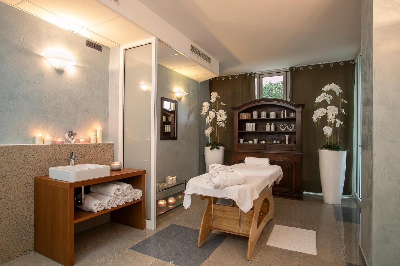 לידו די ג'סולו Park Hotel Ermitage Resort & Spa מראה חיצוני תמונה