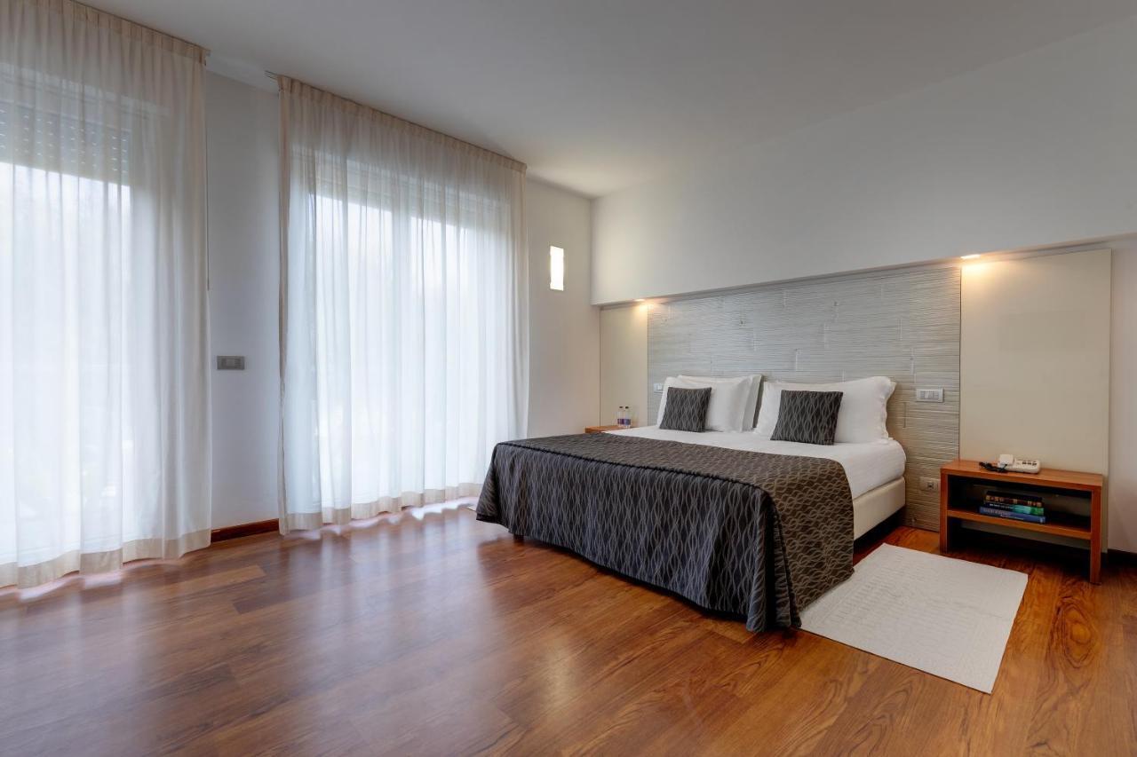 לידו די ג'סולו Park Hotel Ermitage Resort & Spa מראה חיצוני תמונה